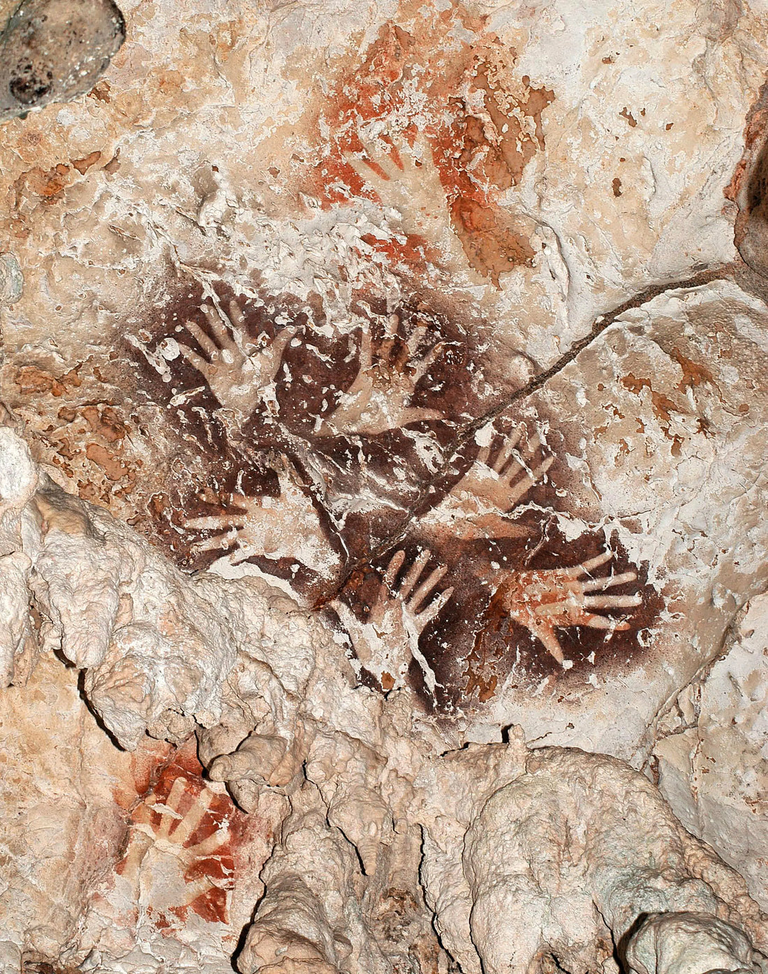 Lubang-Jeriji-Saléh-mağarası-Endonezya